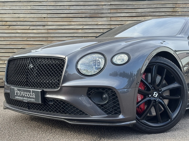 Bentley Continental 2022'72 V8 GT | Mulliner | Pan Roof | Rotating screen | NAIM - U9090