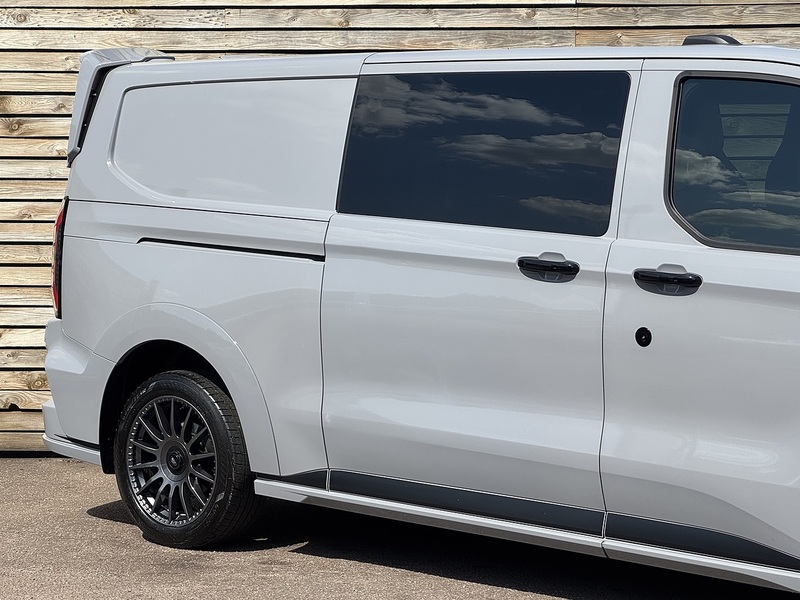 Ford Transit Custom 2025'74 320 EcoBlue MS-RT | Long Wheel Base AWD Variant | Sporty! - U9092