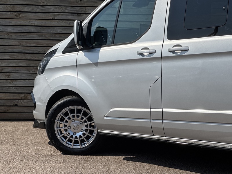 Ford Transit Custom 2021'21 300 EcoBlue Limited | Re Styled | Aero Kit - U9093