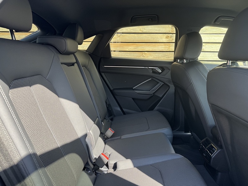 Audi Q3 2023'23 TFSI CoD Black Edition | SONOS | Heated Front Seats - U9095