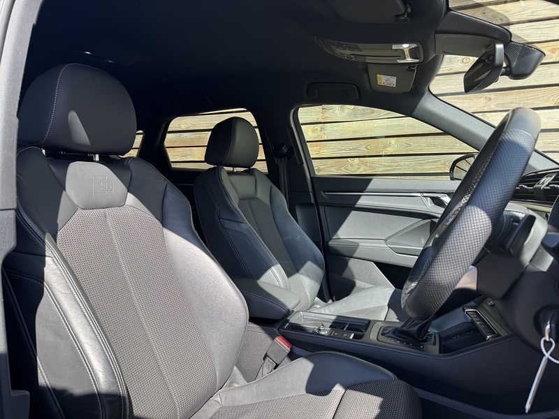 Audi Q3 2023'23 TFSI CoD Black Edition | SONOS | Heated Front Seats - U9095
