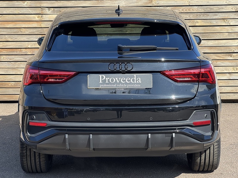 Audi Q3 2023'23 TFSI CoD Black Edition | SONOS | Heated Front Seats - U9095