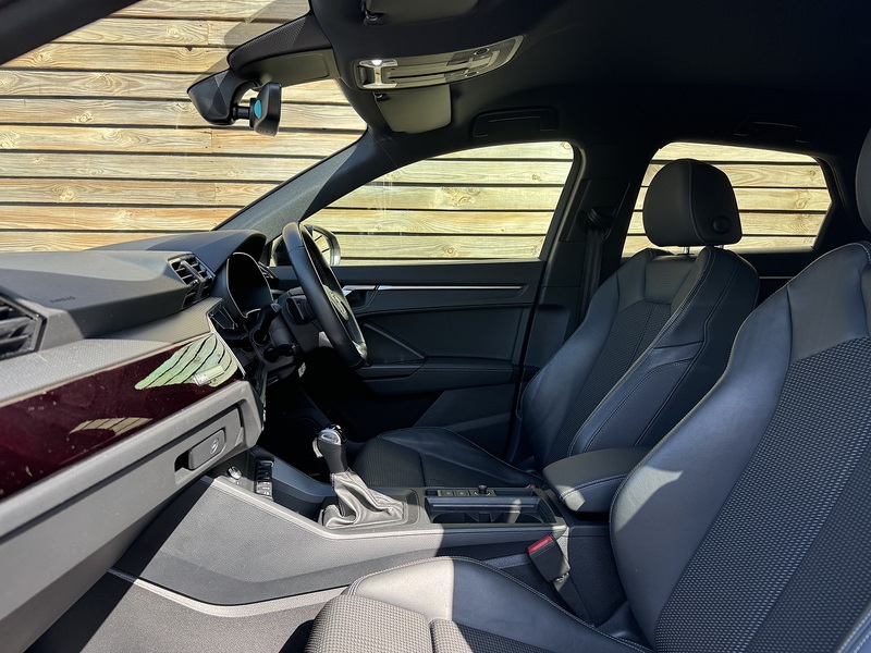 Audi Q3 2023'23 TFSI CoD Black Edition | SONOS | Heated Front Seats - U9095