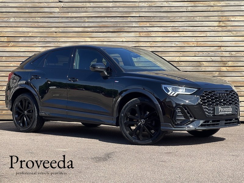 Audi Q3 2023'23 TFSI CoD Black Edition | SONOS | Heated Front Seats - U9095