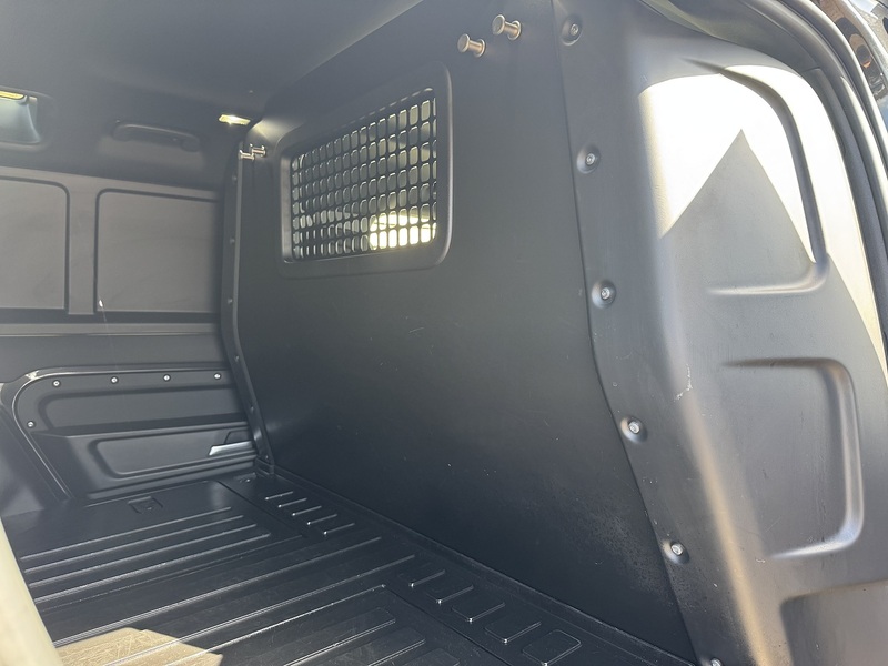 Land Rover Defender 110 2024'24 D300 MHEV X-Dynamic HSE Commercial | Rear Seat Conversion Available - U9097