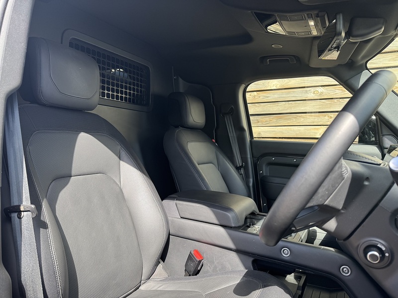 Land Rover Defender 110 2024'24 D300 MHEV X-Dynamic HSE Commercial | Rear Seat Conversion Available - U9097