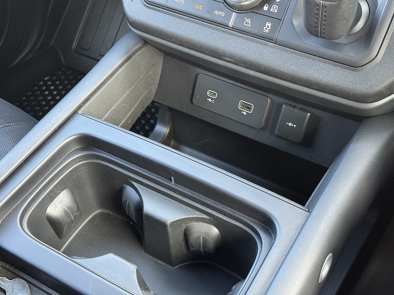 Land Rover Defender 110 2024'24 D300 MHEV X-Dynamic HSE Commercial | Rear Seat Conversion Available - U9097