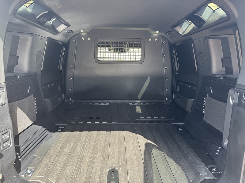 Land Rover Defender 110 2024'24 D300 MHEV X-Dynamic HSE Commercial | Rear Seat Conversion Available - U9097