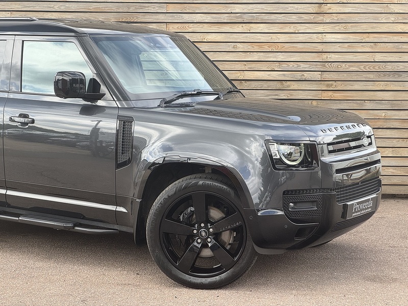 Land Rover Defender 110 2024'24 D300 MHEV X-Dynamic HSE Commercial | Rear Seat Conversion Available - U9097