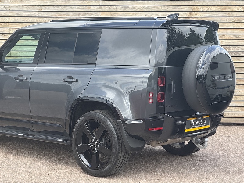 Land Rover Defender 110 2024'24 D300 MHEV X-Dynamic HSE Commercial | Rear Seat Conversion Available - U9097