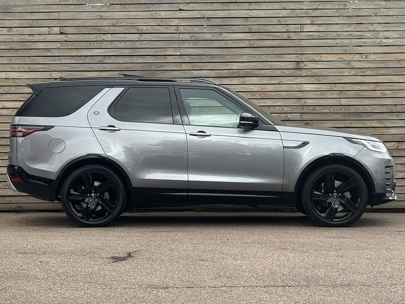 Land Rover Discovery 2023'72 D300 MHEV Metropolitan Edition | Big Spec | Pan Roof - U9098
