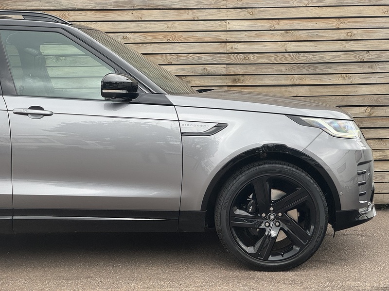 Land Rover Discovery 2023'72 D300 MHEV Metropolitan Edition | Big Spec | Pan Roof - U9098