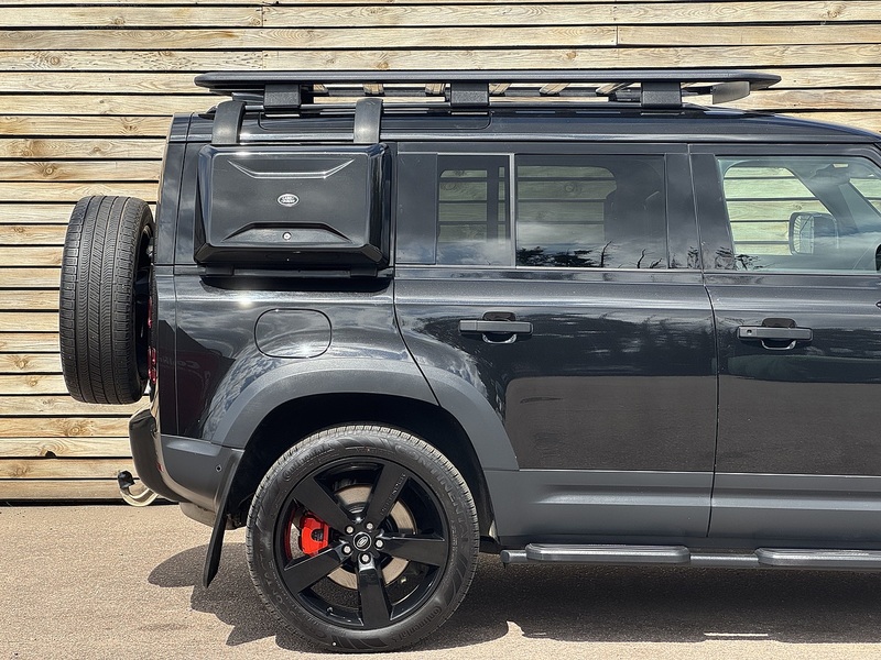 Land Rover Defender 110 2021'71 D250 MHEV Commercial | Rear Seat Conv | Exterior Upgrades - U9099