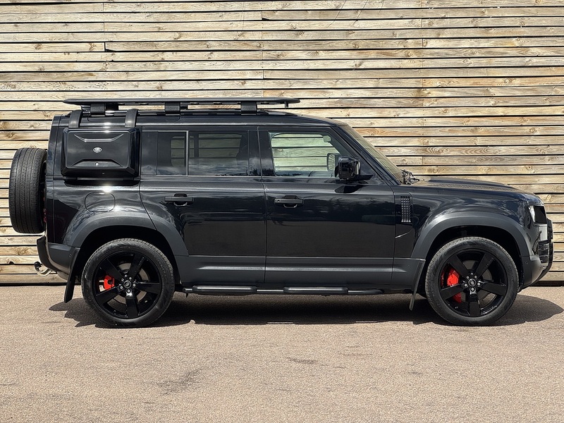 Land Rover Defender 110 2021'71 D250 MHEV Commercial | Rear Seat Conv | Exterior Upgrades - U9099