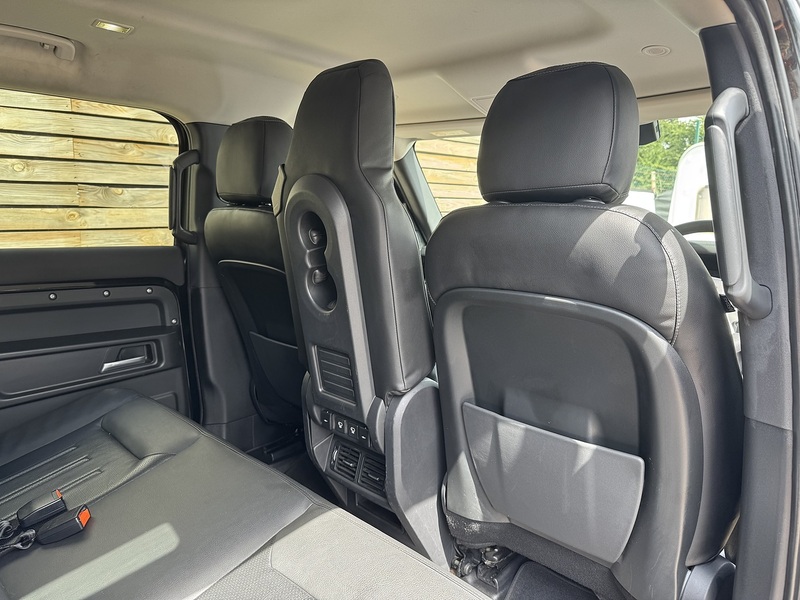 Land Rover Defender 110 2021'71 D250 MHEV Commercial | Rear Seat Conv | Exterior Upgrades - U9099