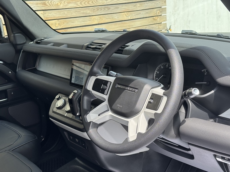 Land Rover Defender 110 2021'71 D250 MHEV Commercial | Rear Seat Conv | Exterior Upgrades - U9099