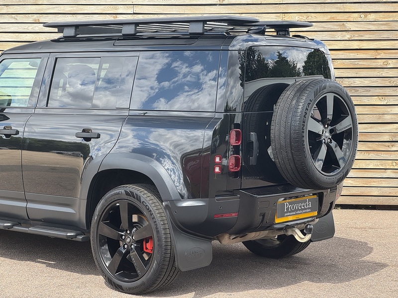 Land Rover Defender 110 2021'71 D250 MHEV Commercial | Rear Seat Conv | Exterior Upgrades - U9099