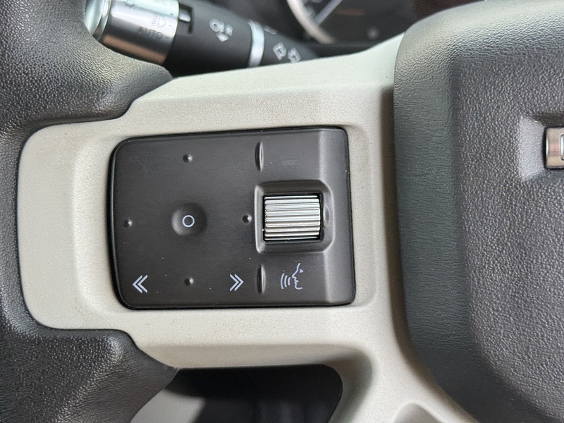 Land Rover Defender 110 2021'71 D250 MHEV Commercial | Rear Seat Conv | Exterior Upgrades - U9099