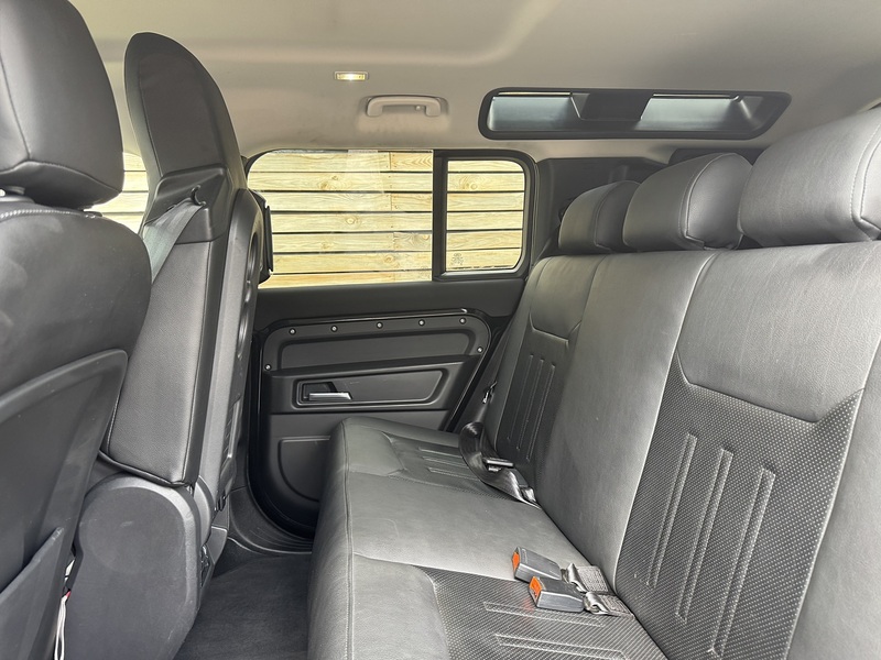 Land Rover Defender 110 2021'71 D250 MHEV Commercial | Rear Seat Conv | Exterior Upgrades - U9099
