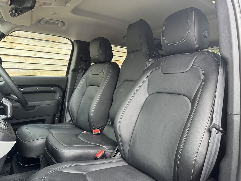 Land Rover Defender 110 2021'71 D250 MHEV Commercial | Rear Seat Conv | Exterior Upgrades - U9099