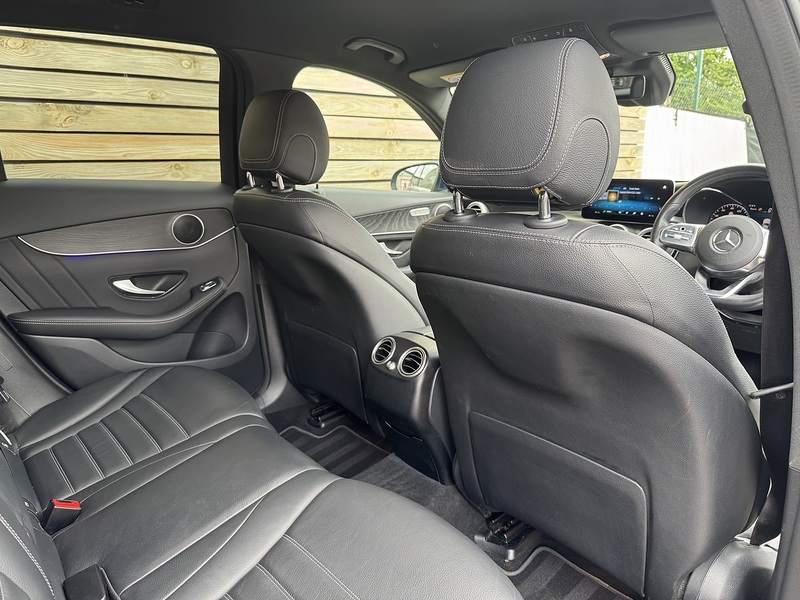 Mercedes-Benz GLC 2020'20 GLC300d AMG Line | Heated Seats | Wireless Phone Charging - U9110