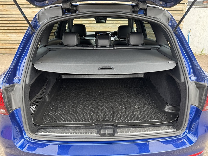 Mercedes-Benz GLC 2020'20 GLC300d AMG Line | Heated Seats | Wireless Phone Charging - U9110