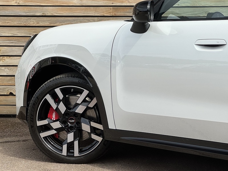 MINI Countryman 2024'24 MHEV John Cooper Works | Pan Roof | Harman Kardon - U9112
