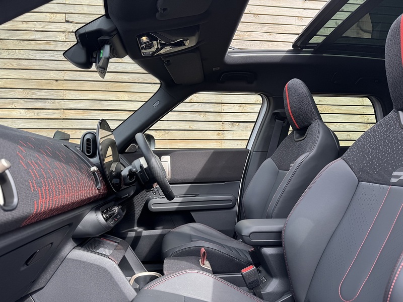 MINI Countryman 2024'24 MHEV John Cooper Works | Pan Roof | Harman Kardon - U9112