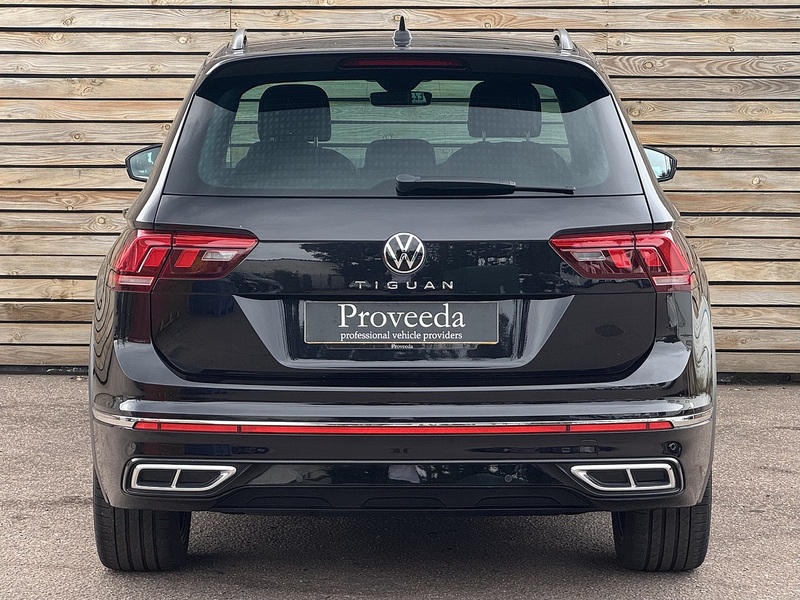 Volkswagen Tiguan 2022'72 TSI R-Line | Top Spec | Heated Steering Wheel - U9116
