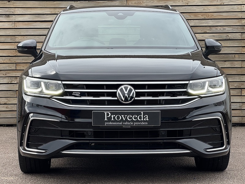 Volkswagen Tiguan 2022'72 TSI R-Line | Top Spec | Heated Steering Wheel - U9116