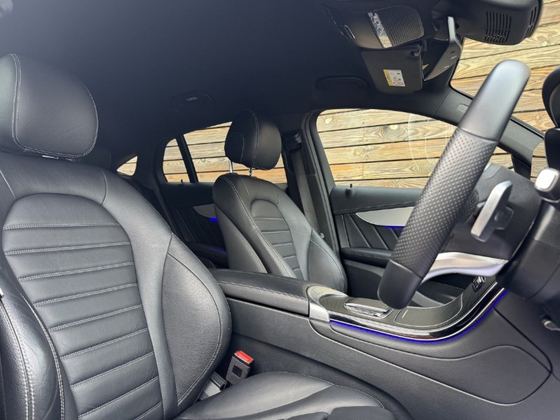 Mercedes-Benz GLC 2022'22 GLC300h MHEV AMG Line (Premium) | Ambient Lighting | De Chromed - U9131