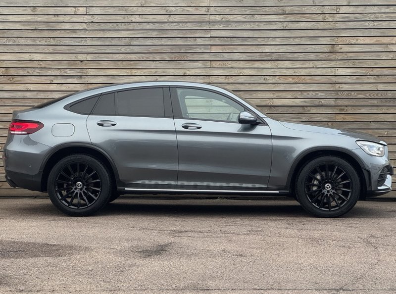 Mercedes-Benz GLC 2022'22 GLC300h MHEV AMG Line (Premium) | Ambient Lighting | De Chromed - U9131