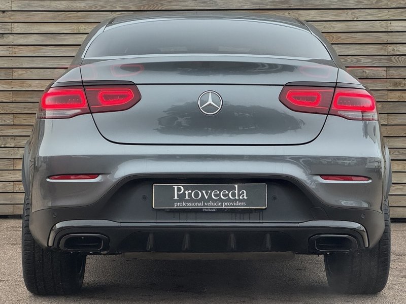 Mercedes-Benz GLC 2022'22 GLC300h MHEV AMG Line (Premium) | Ambient Lighting | De Chromed - U9131