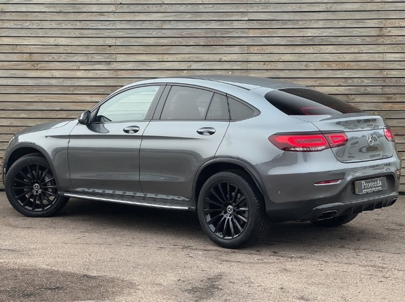 Mercedes-Benz GLC 2022'22 GLC300h MHEV AMG Line (Premium) | Ambient Lighting | De Chromed - U9131
