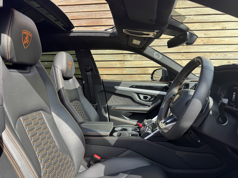 Lamborghini Urus 2020'70 V8 BiTurbo | Xpel PPF | Pan Roof | Hot! - U9133