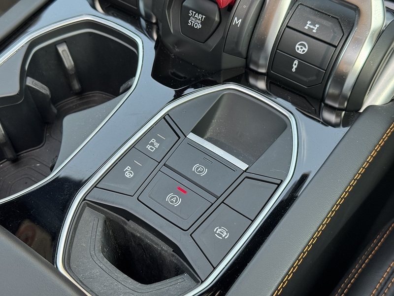 Lamborghini Urus 2020'70 V8 BiTurbo | Xpel PPF | Pan Roof | Hot! - U9133