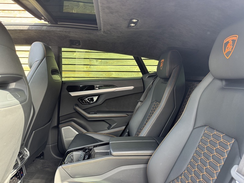 Lamborghini Urus 2020'70 V8 BiTurbo | Xpel PPF | Pan Roof | Hot! - U9133