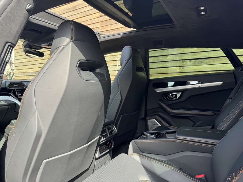 Lamborghini Urus 2020'70 V8 BiTurbo | Xpel PPF | Pan Roof | Hot! - U9133