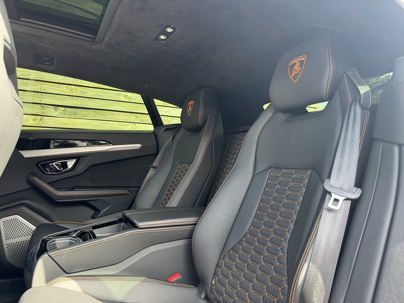 Lamborghini Urus 2020'70 V8 BiTurbo | Xpel PPF | Pan Roof | Hot! - U9133