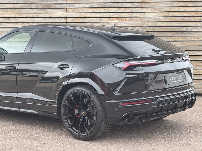 Lamborghini Urus 2020'70 V8 BiTurbo | Pan Roof | Mega Spec! - U9133