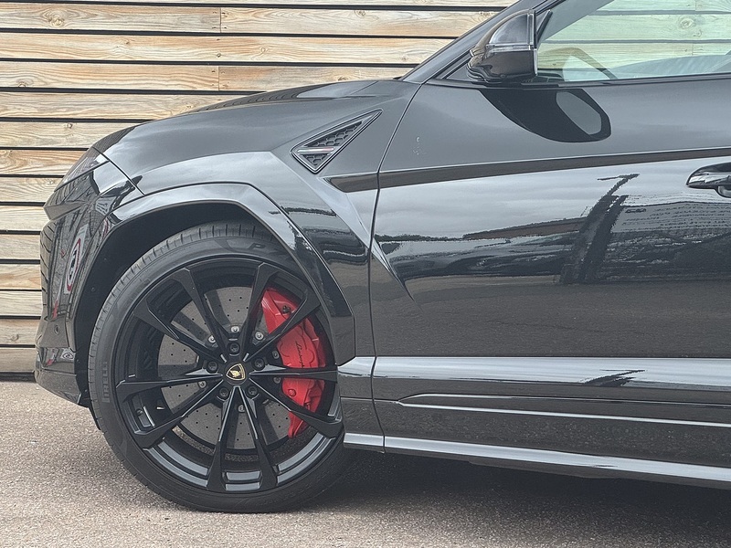 Lamborghini Urus 2020'70 V8 BiTurbo | Pan Roof | Mega Spec! - U9133
