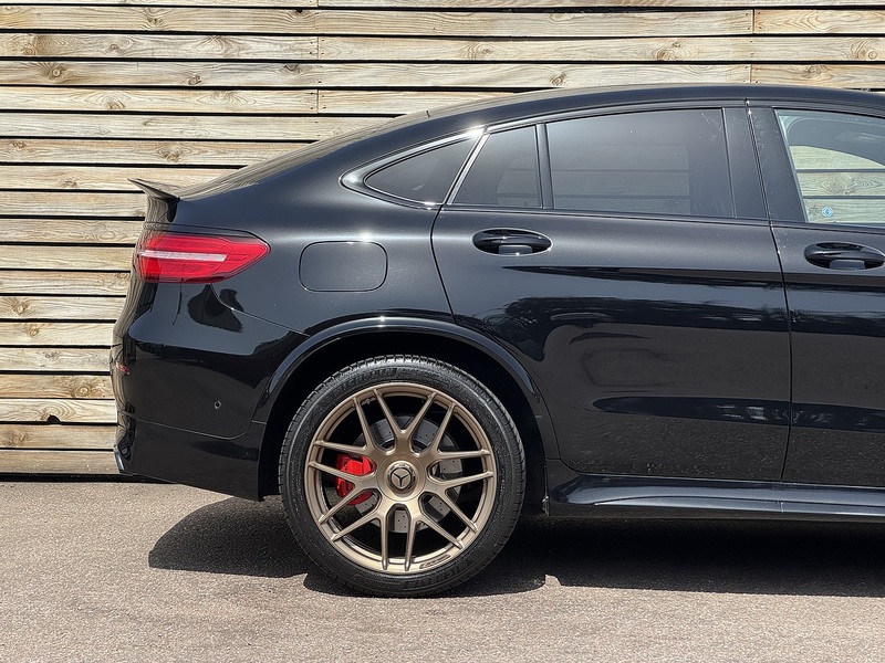 Mercedes-Benz GLC 2018'68 GLC63 V8 BiTurbo AMG S (premium) | Pan Roof | Big Spec! - U9134