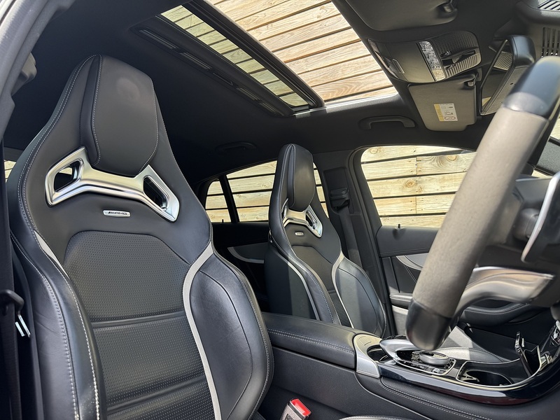 Mercedes-Benz GLC 2018'68 GLC63 V8 BiTurbo AMG S (premium) | Pan Roof | Big Spec! - U9134