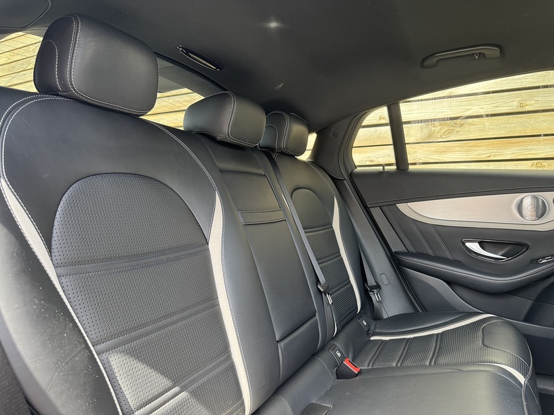 Mercedes-Benz GLC 2018'68 GLC63 V8 BiTurbo AMG S (premium) | Pan Roof | Big Spec! - U9134