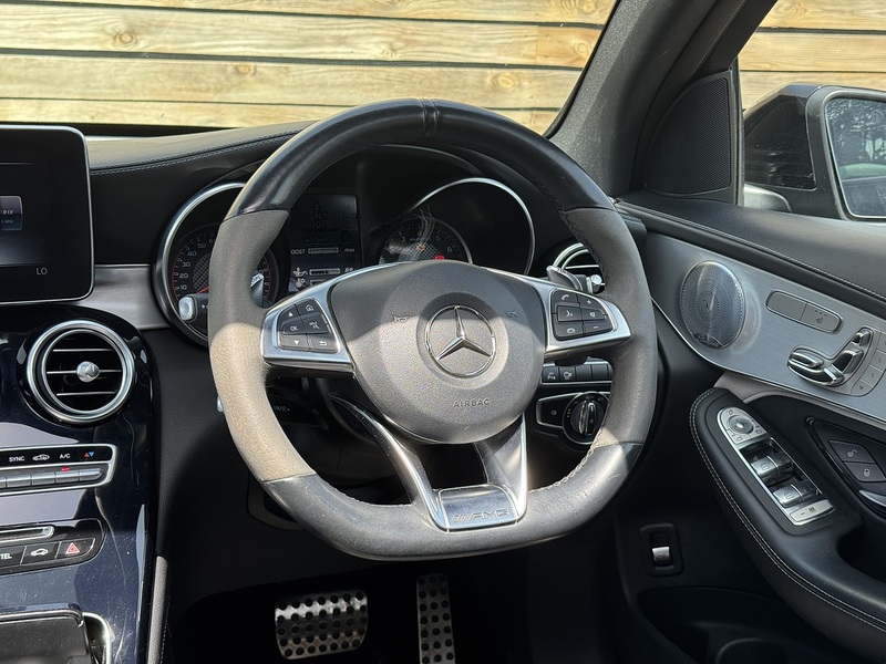 Mercedes-Benz GLC 2018'68 GLC63 V8 BiTurbo AMG S (premium) | Pan Roof | Big Spec! - U9134
