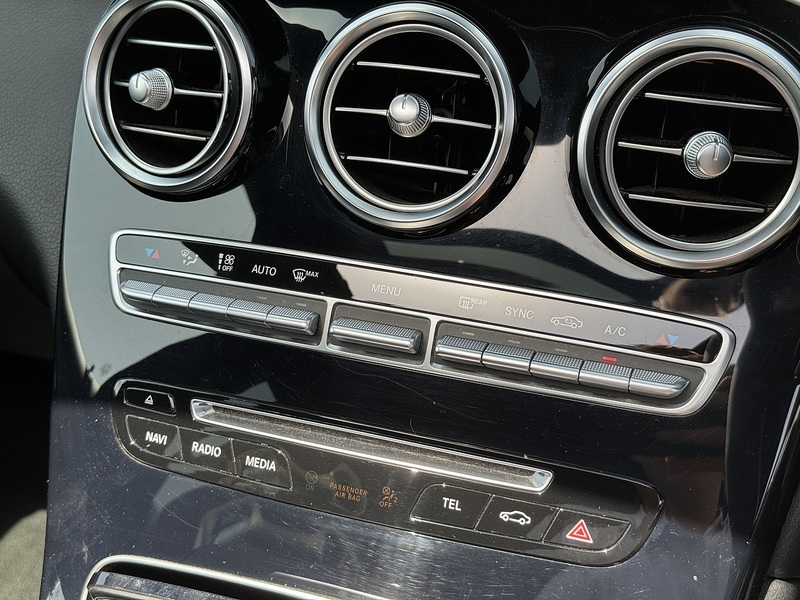 Mercedes-Benz GLC 2018'68 GLC63 V8 BiTurbo AMG S (premium) | Pan Roof | Big Spec! - U9134