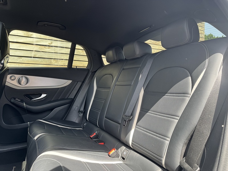 Mercedes-Benz GLC 2018'68 GLC63 V8 BiTurbo AMG S (premium) | Pan Roof | Big Spec! - U9134