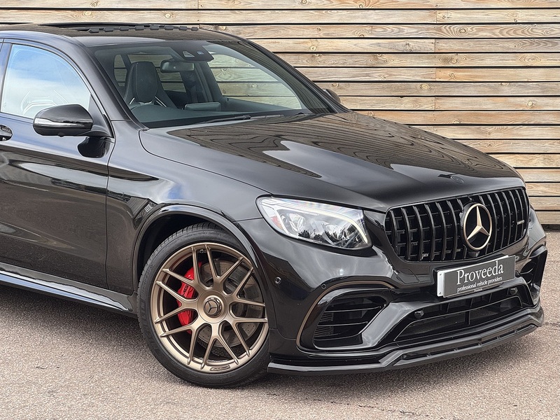 Mercedes-Benz GLC 2018'68 GLC63 V8 BiTurbo AMG S (premium) | Pan Roof | Big Spec! - U9134