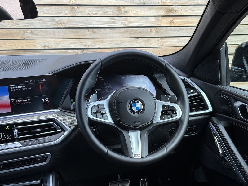 BMW X6 2023'23 40i MHT M Sport | M Sport Pro Pack | Ambient Lighting - U9147