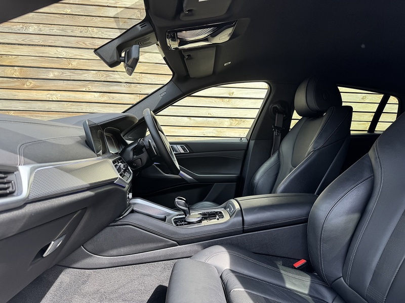 BMW X6 2023'23 40i MHT M Sport | M Sport Pro Pack | Ambient Lighting - U9147